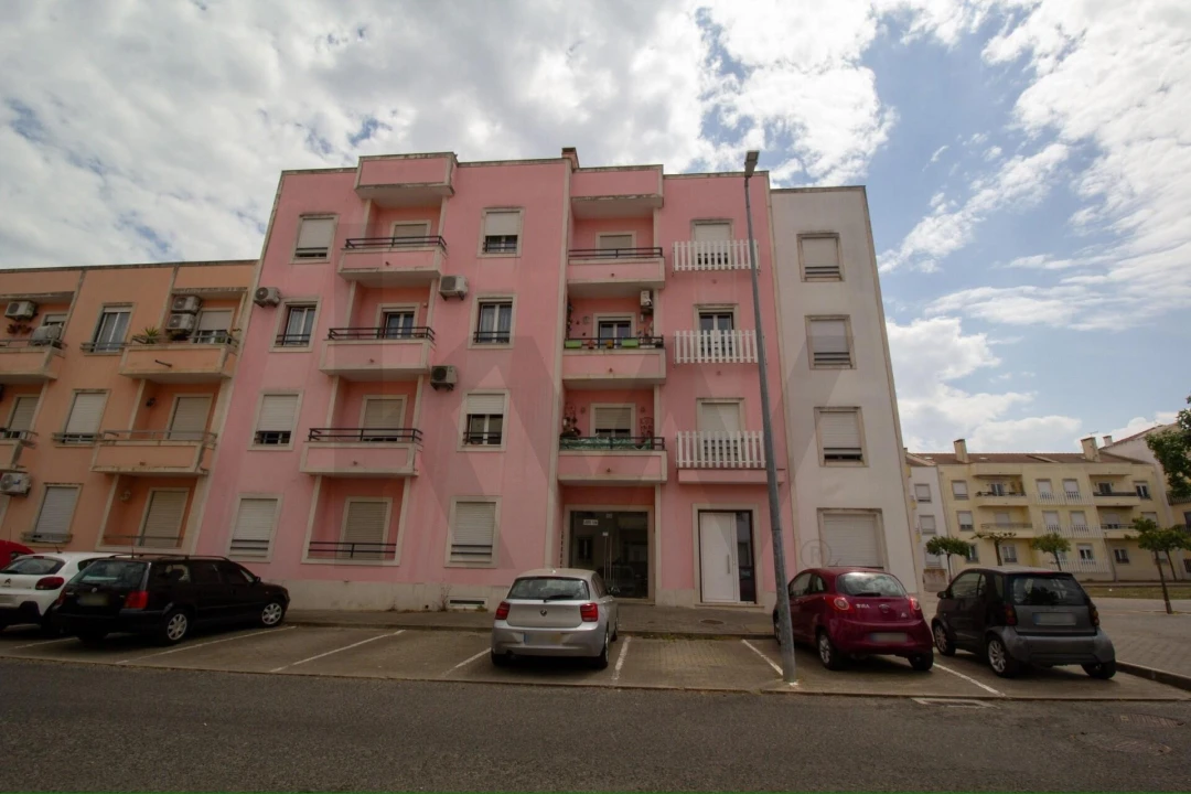 Apartamento T3 para Venda em Almeirim Foto 1