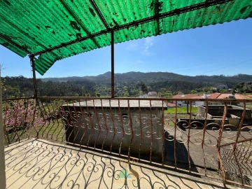 Moradia T3 para Venda em Rebordões (Santa Maria)