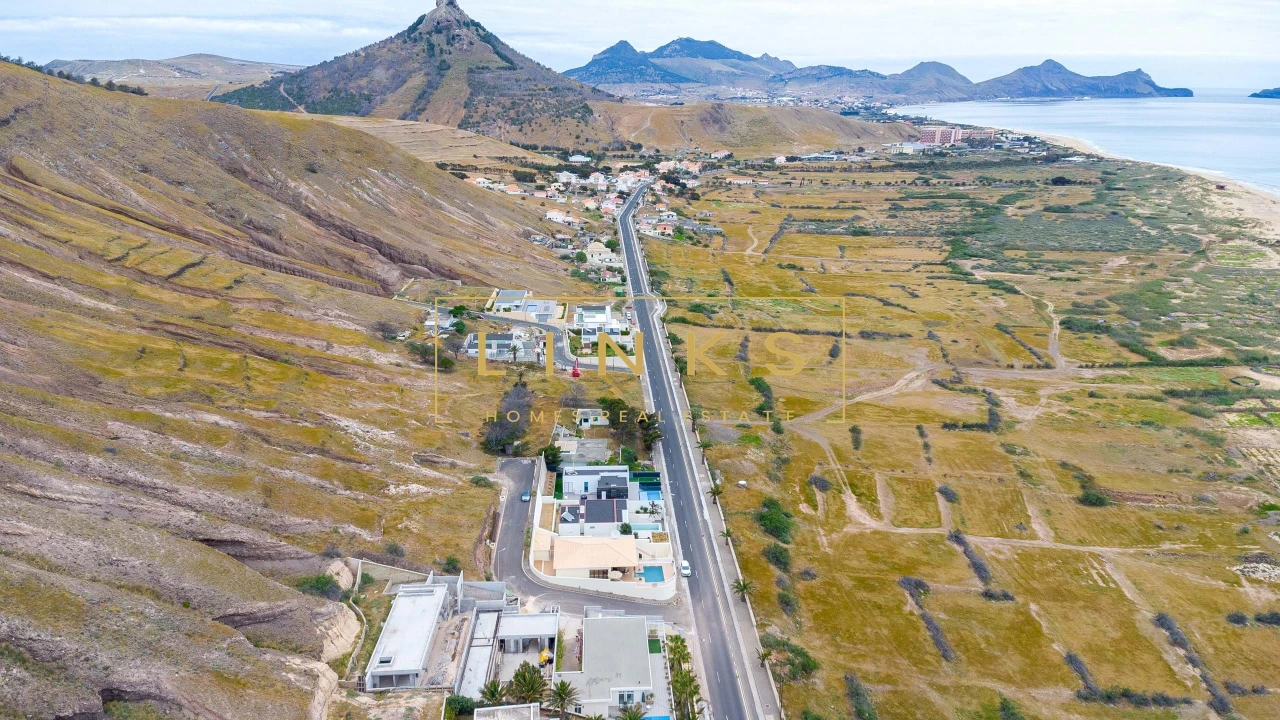 Moradia T3 para Venda em São Martinho Foto 48