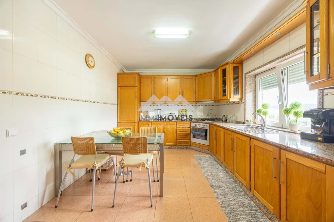 Apartamento T3 para Venda em Valongo Foto 2