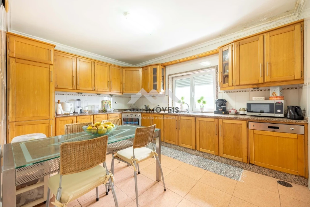 Apartamento T3 para Venda em Valongo Foto 13
