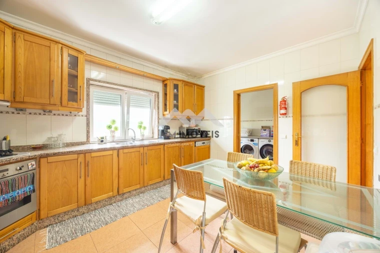 Apartamento T3 para Venda em Valongo Foto 23