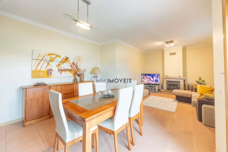 Apartamento T3 para Venda em Valongo Foto 3