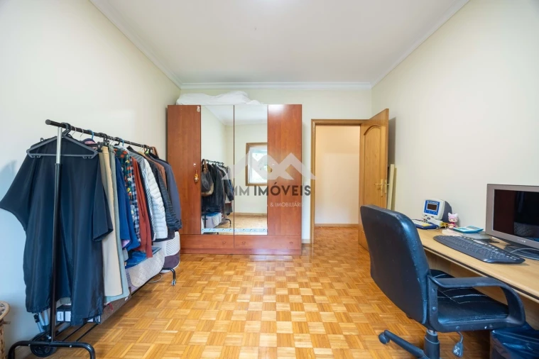 Apartamento T3 para Venda em Valongo Foto 28