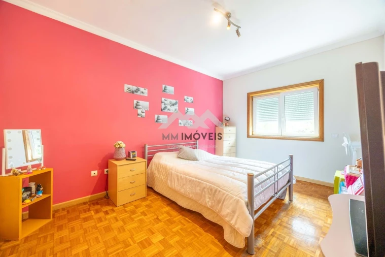 Apartamento T3 para Venda em Valongo Foto 20