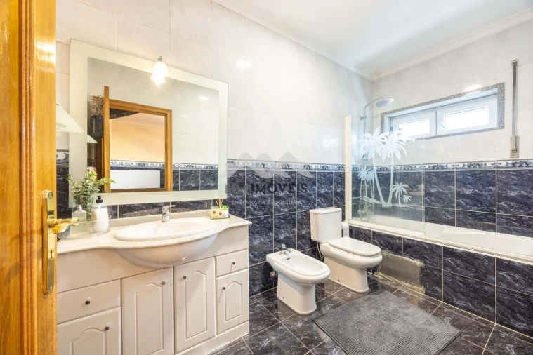 Apartamento T3 para Venda em Valongo Foto 9