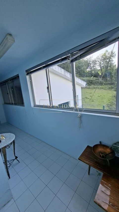 Moradia T3 para Venda em Bustelo, Carneiro e Carvalho de Rei
