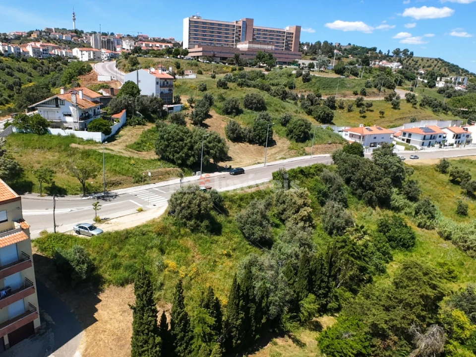 Terreno para Venda em Abrantes (São Vicente e São João) e Alferrarede Foto 1
