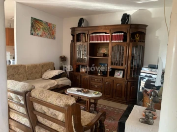 Moradia T1 para Venda em Riachos
