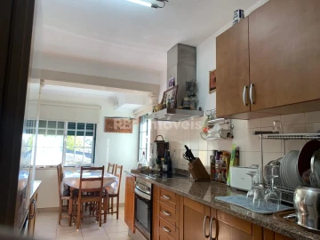 Moradia T1 para Venda em Riachos