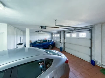 Moradia T5 para Venda em Nossa Sra de Fatima
