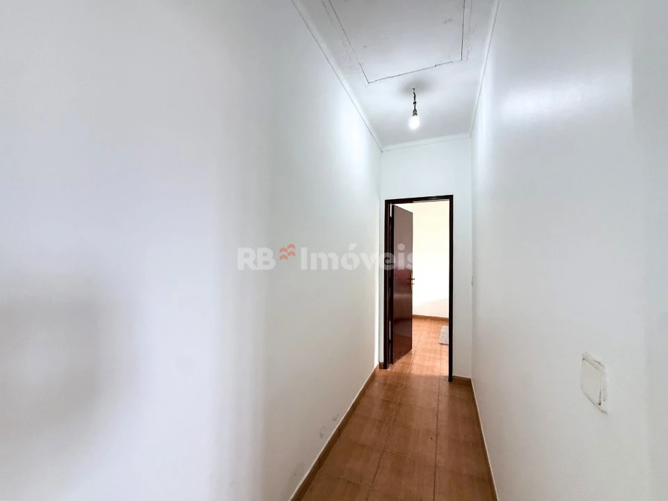 Moradia T2 para Venda em Vila Nova da Barquinha Foto 31