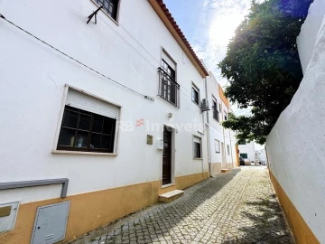 Moradia T2 para Venda em Vila Nova da Barquinha