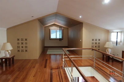Moradia T5 para Venda em Gondomar (São Cosme), Valbom e Jovim