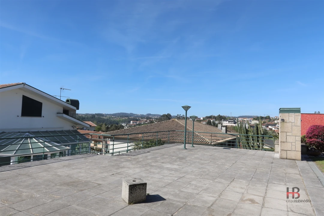 Moradia T5 para Venda em Gondomar (São Cosme), Valbom e Jovim Foto 8