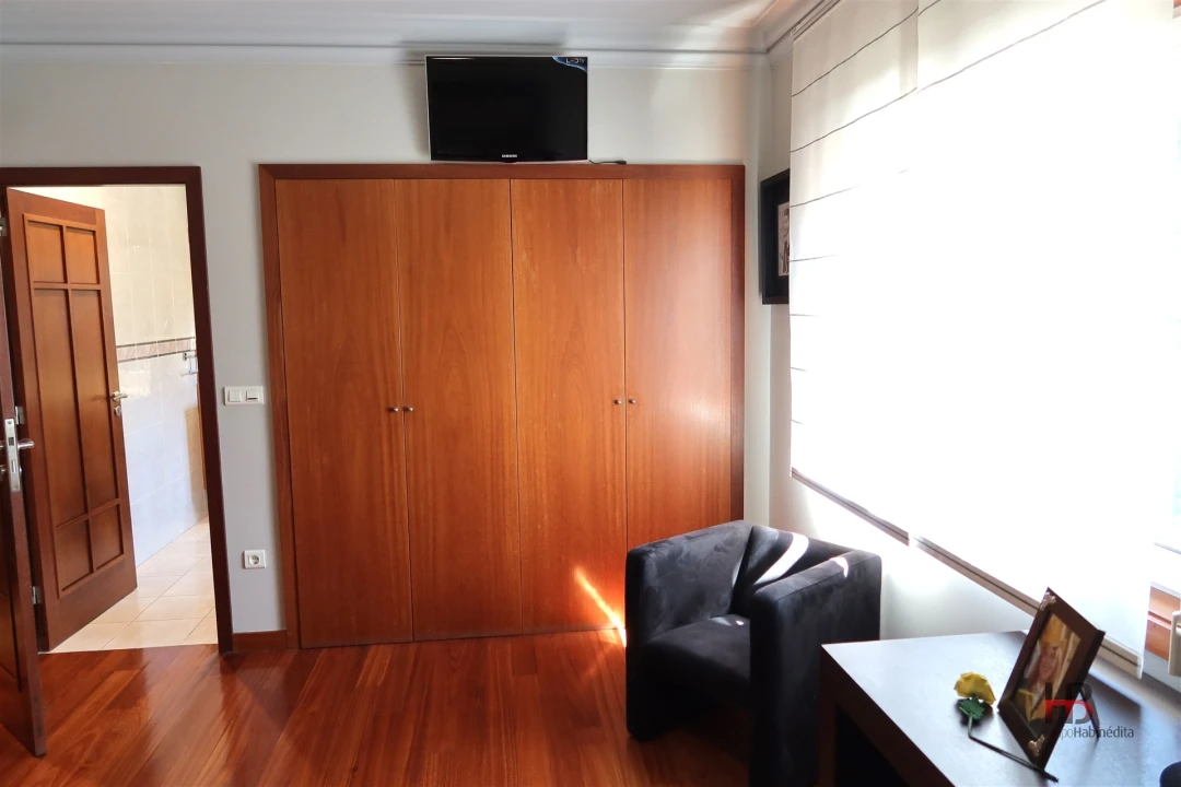Moradia T5 para Venda em Gondomar (São Cosme), Valbom e Jovim Foto 52