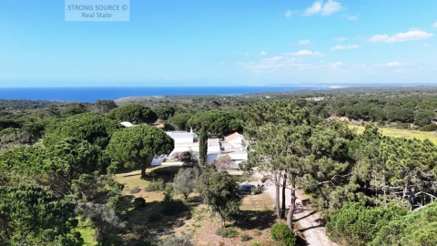 Moradia T8 para Venda em Sesimbra (Castelo)