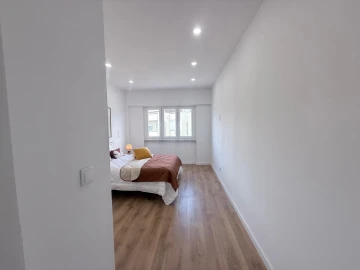 Apartamento T4 para Venda em Benfica