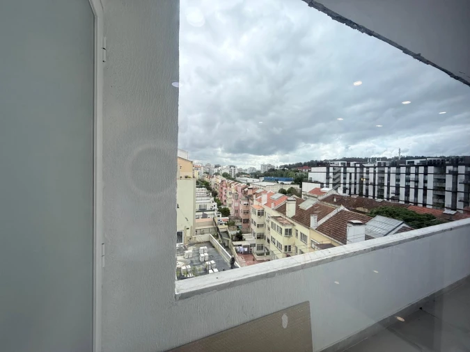 Apartamento T4 para Venda em Benfica Foto 18