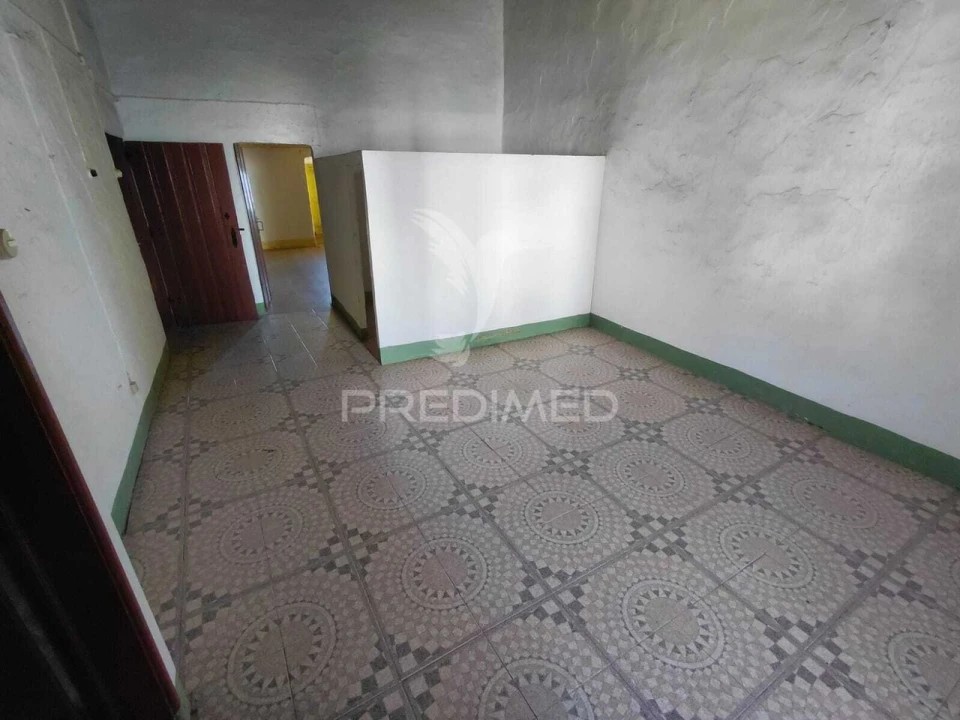 Moradia T4 para Venda em Monforte Foto 8