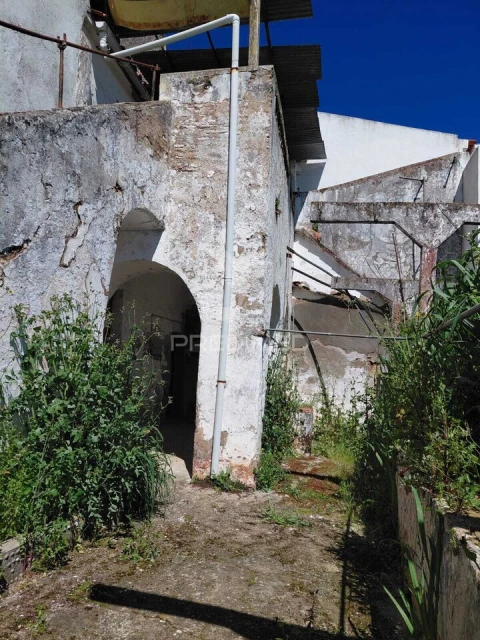 Moradia T4 para Venda em Monforte