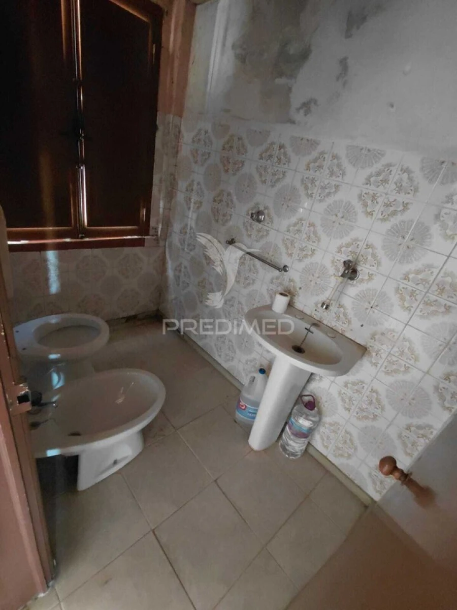 Moradia T4 para Venda em Monforte Foto 9