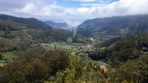 Terreno para Venda em Santo Antonio da Serra