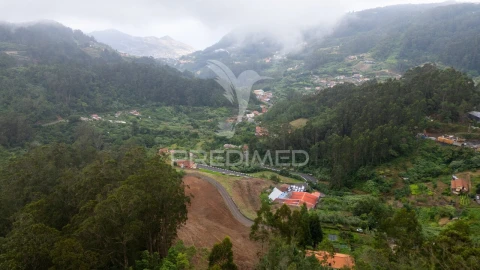 Terreno para Venda em Santo Antonio da Serra