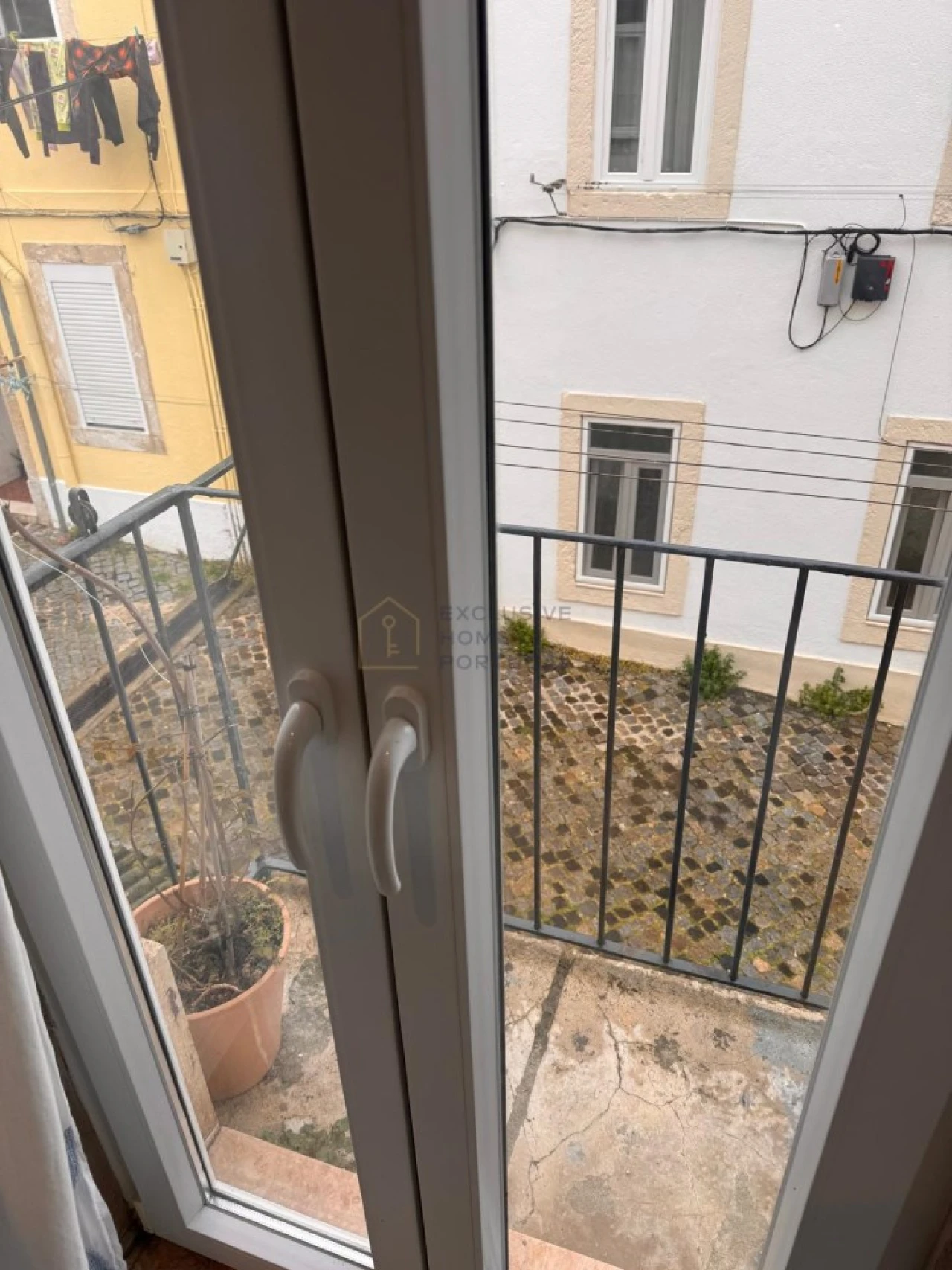 Apartamento T2 para Arrendamento em Ajuda Foto 11