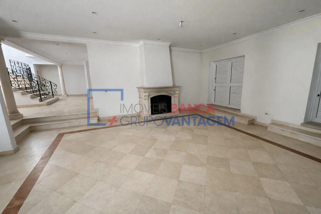 Moradia T4 para Venda em Ovoa e Vimieiro Foto 7