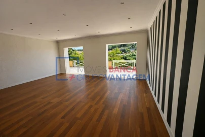 Moradia T4 para Venda em Ovoa e Vimieiro