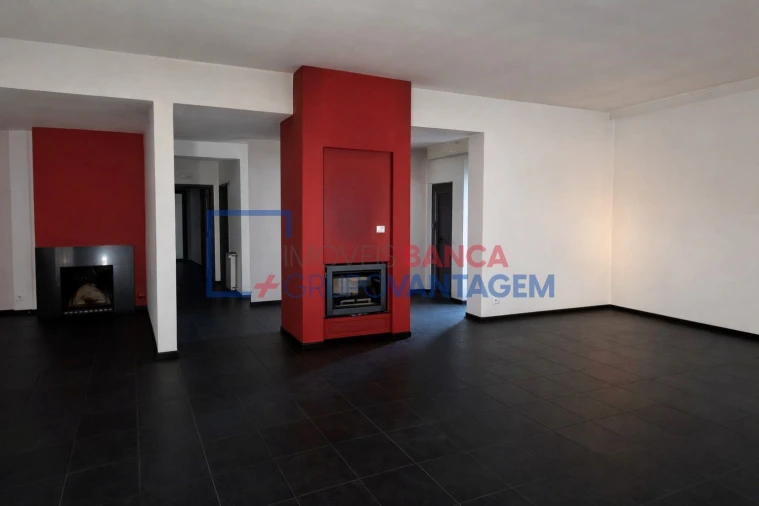 Moradia T4 para Venda em Moimenta da Beira Foto 3