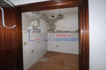 Moradia T4 para Venda em Sernancelhe e Sarzeda