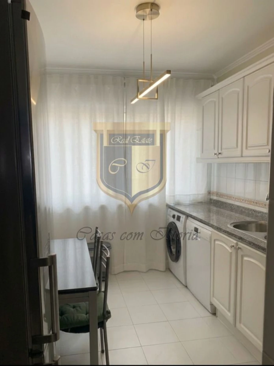 Apartamento T3 para Venda em Rio de Mouro Foto 6
