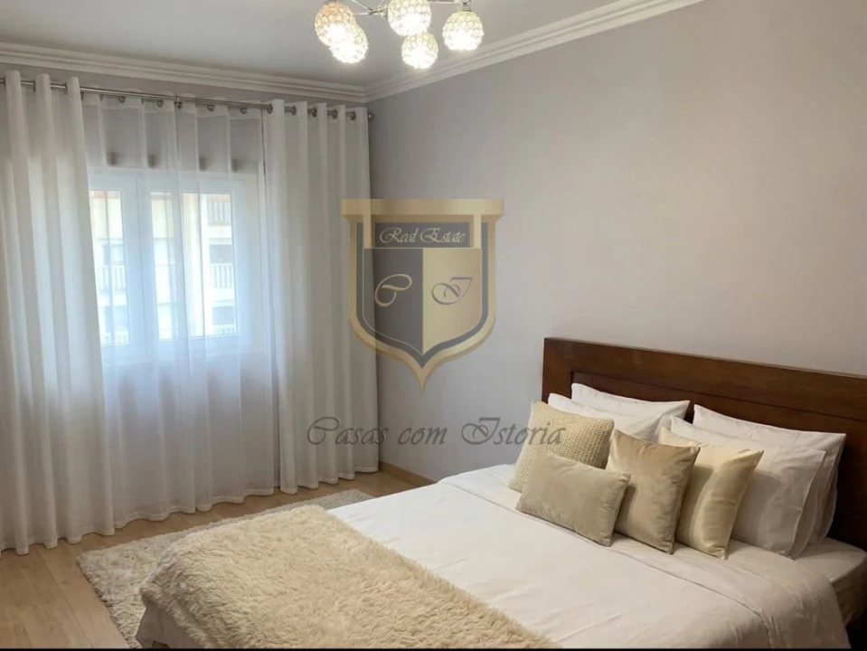 Apartamento T3 para Venda em Rio de Mouro Foto 3