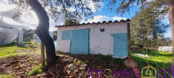 Moradia T4 para Venda em Almodôvar e Graça dos Padrões