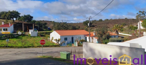 Moradia T4 para Venda em Almodôvar e Graça dos Padrões
