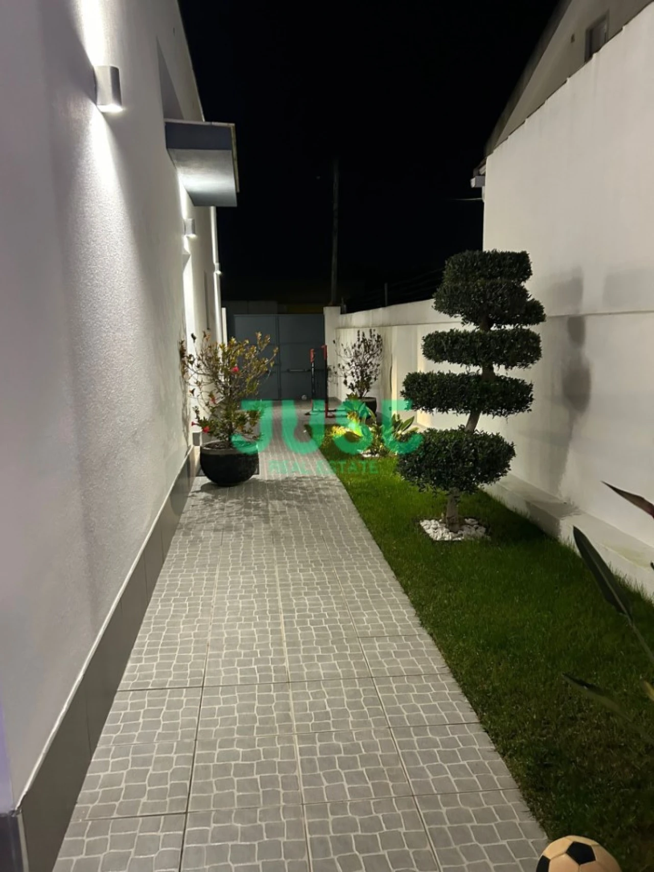 Moradia T3 para Venda em Quinta do Conde Foto 20