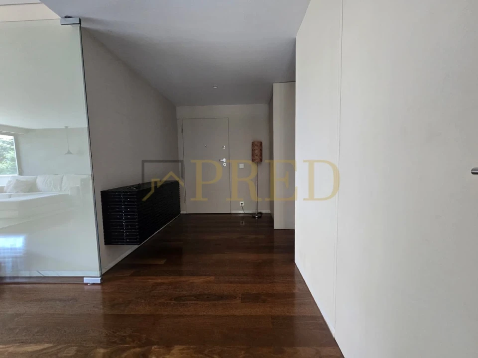Apartamento T3 para Arrendamento em Aldoar, Foz do Douro e Nevogilde Foto 12