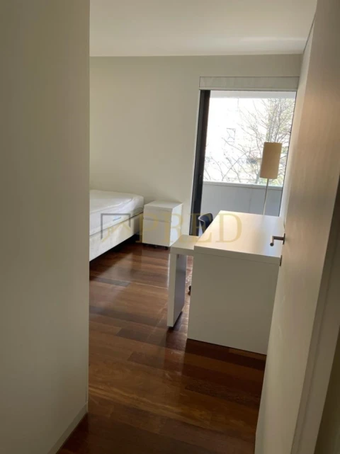 Apartamento T3 para Arrendamento em Aldoar, Foz do Douro e Nevogilde