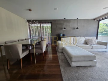 Apartamento T3 para Arrendamento em Aldoar, Foz do Douro e Nevogilde