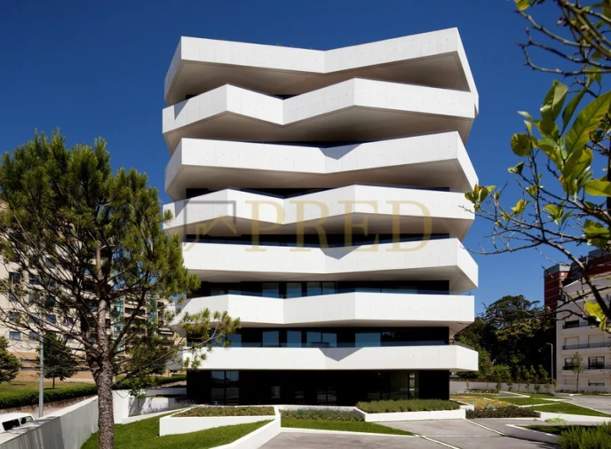 Apartamento T3 para Arrendamento em Aldoar, Foz do Douro e Nevogilde Foto 2