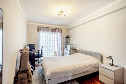 Apartamento T3 para Venda em Oeiras e São Julião da Barra, Paço de Arcos e Caxias