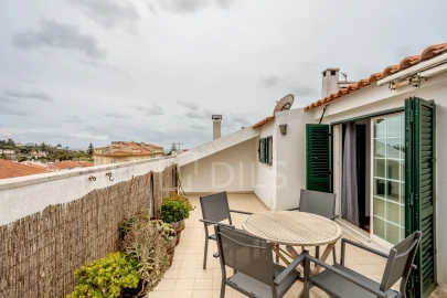 Apartamento T3 para Venda em Oeiras e São Julião da Barra, Paço de Arcos e Caxias