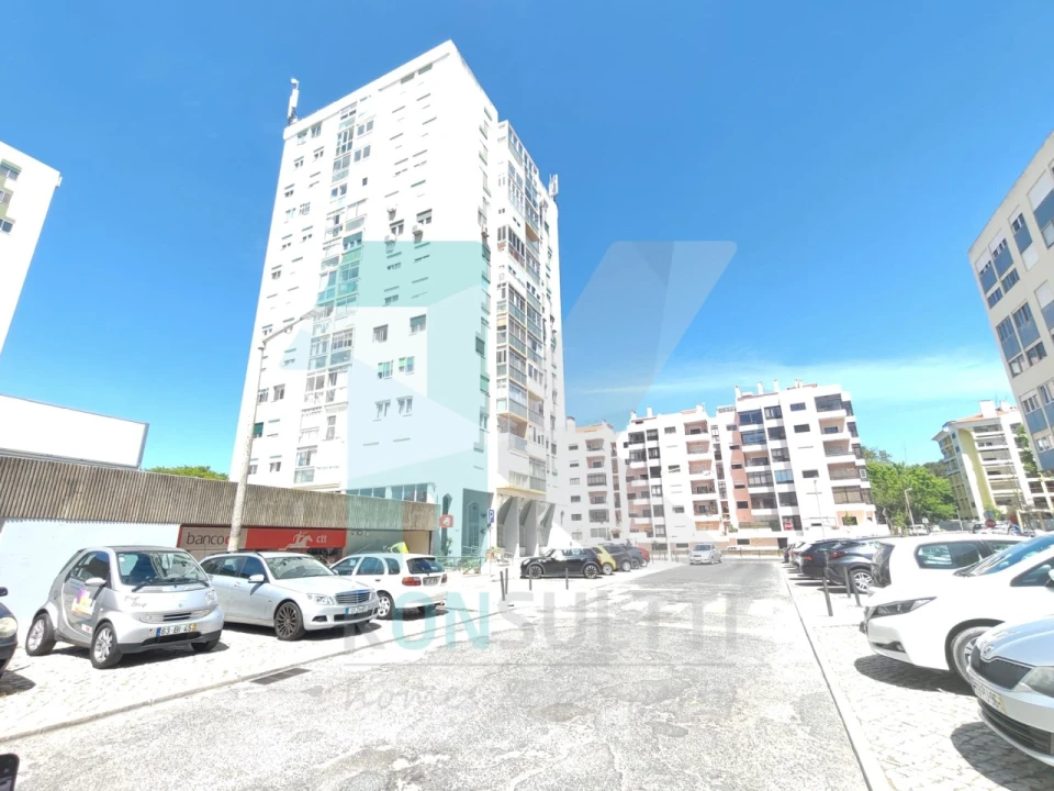 Apartamento T3 para Venda em Carcavelos e Parede Foto 20