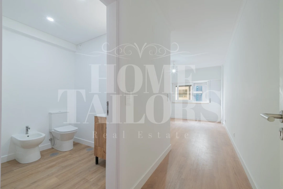 Apartamento T3 para Venda em São Domingos de Benfica Foto 16