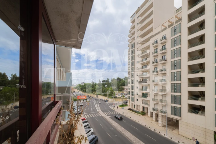 Apartamento T3 para Venda em São Domingos de Benfica Foto 24