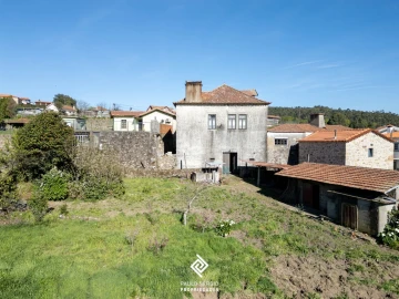 Moradia T6 para Venda em Romariz