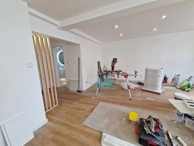 Apartamento T2 para Venda em Amora Foto 5