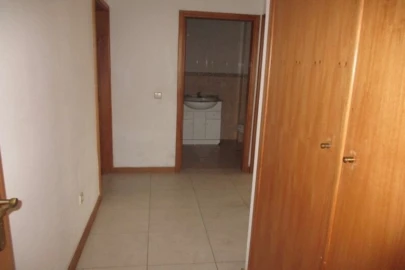 Apartamento T3 para Venda em O. Azeméis, Riba-Ul, Ul, Macinhata Seixa, Madail